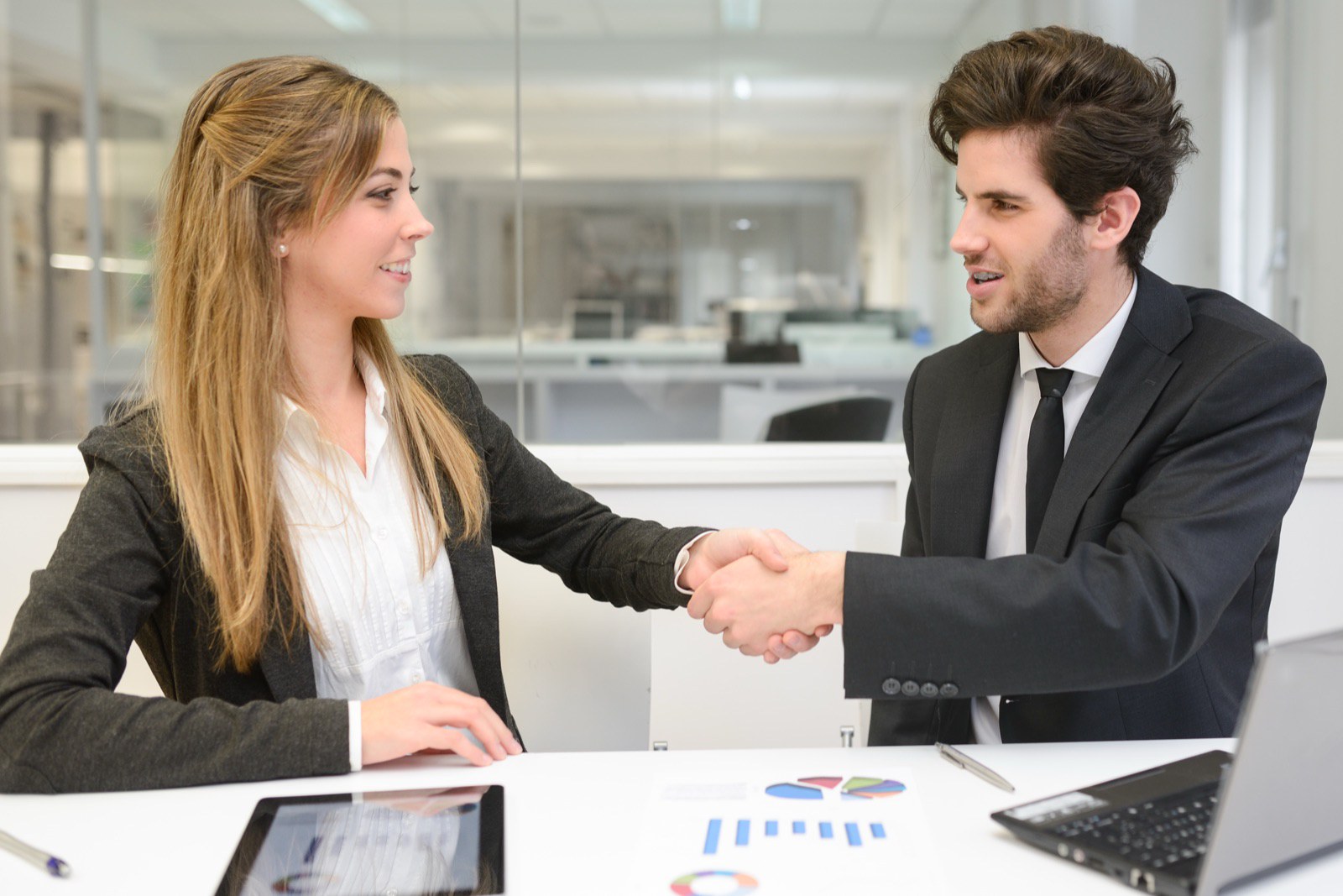 Kết luận: chuyển đổi pháp lý đúng giúp esport team hoạt động chuyên nghiệp hơn