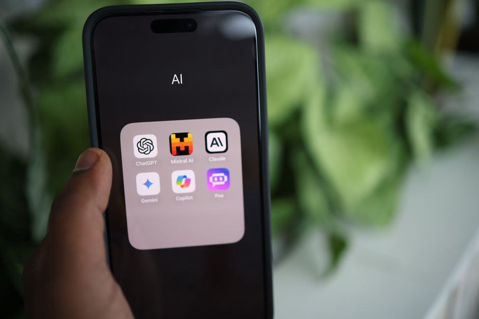 AI giúp làm rõ và khắc phục các khoản rò rỉ chi phí